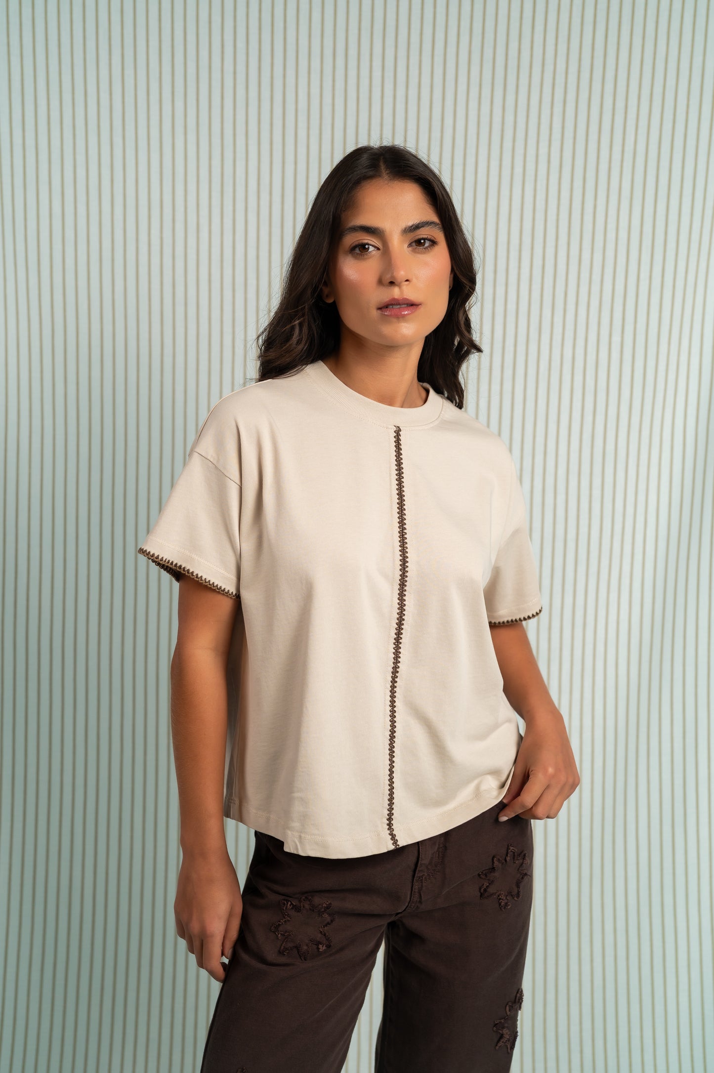 Camiseta Ciruela Beige