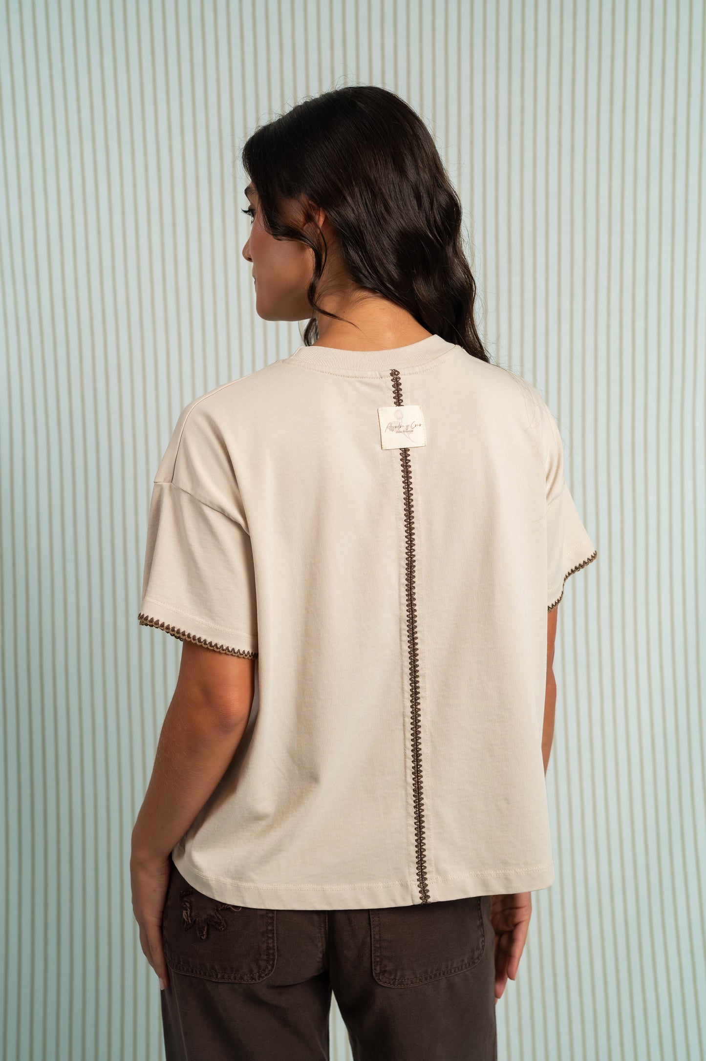 Camiseta Ciruela Beige